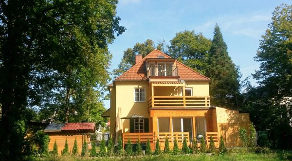 Einfamilienhaus mit Garten