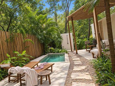 Garten mit Pool