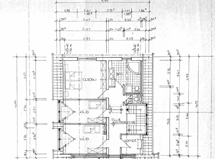 Grundriss - Dachgeschoss-Wohnung mit Balkon und drei Schlafzimmern